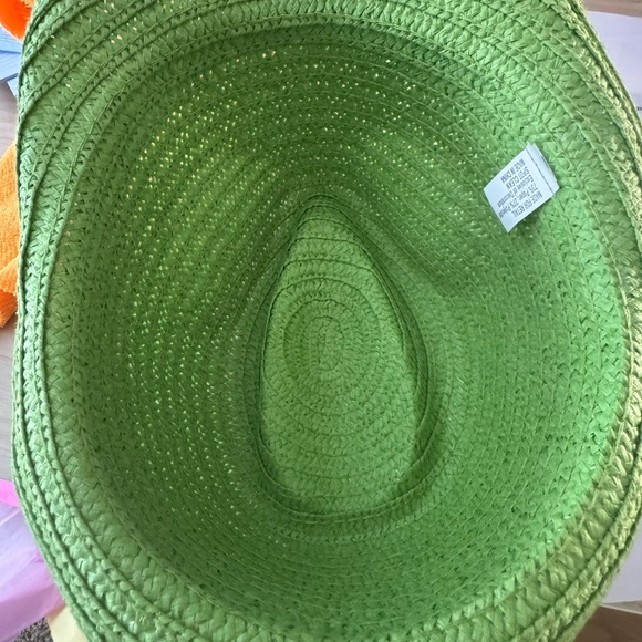 Fedora Vibrant Green Women's Straw Hat with green Ribbon Band Size OS - Picture 7 of 7